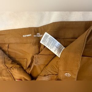 Old Navy pixie petite pants sold together! Size 8 P